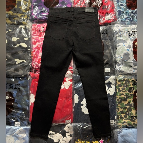 BCBGeneration Mid Rise Curvy Skinny Jeans - Picture 4 of 5